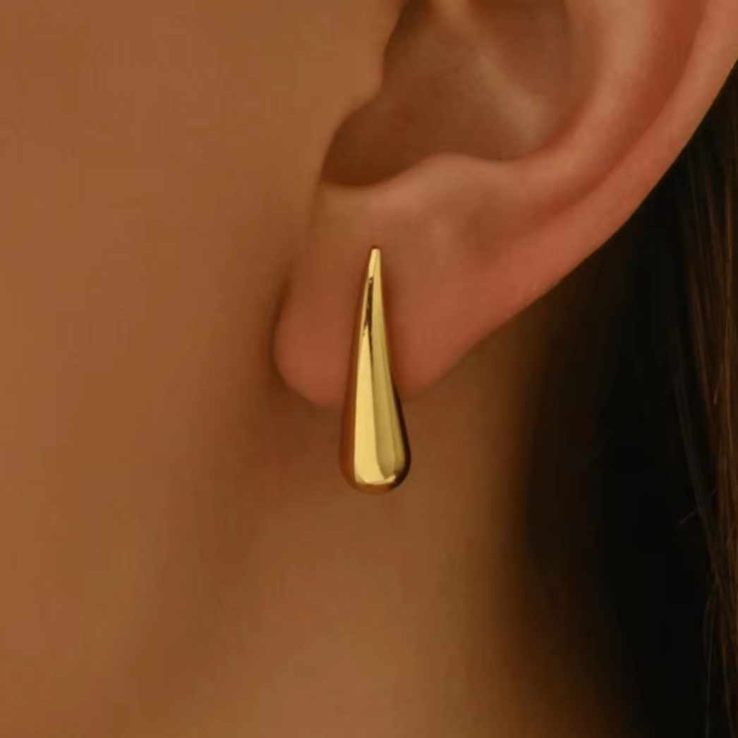18 Kt Gold Over Titanium Teardrop Earrings